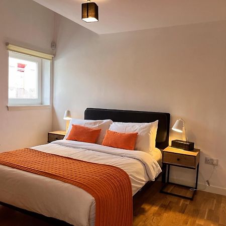 2 Bed 2 Bath With Private Parking Apartman EDI Kültér fotó