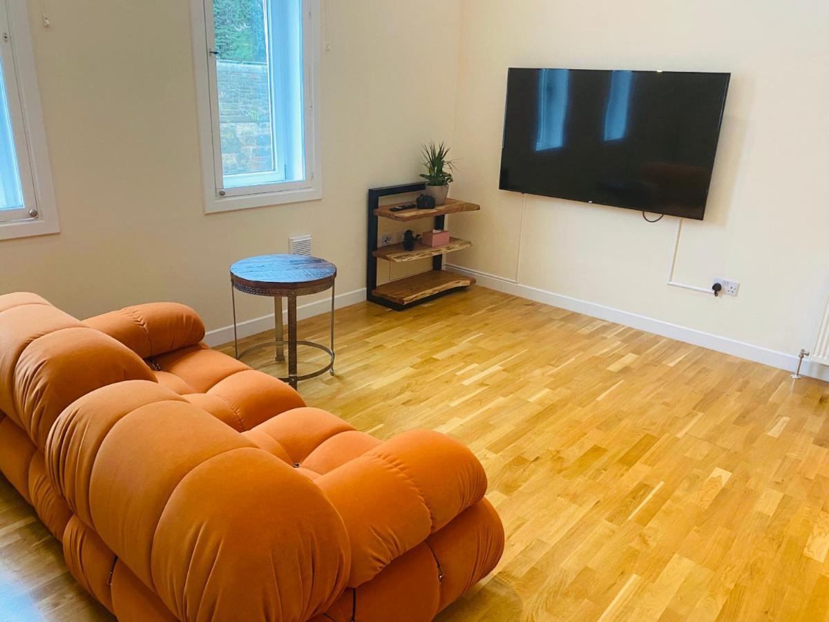 2 Bed 2 Bath With Private Parking Apartman EDI Kültér fotó