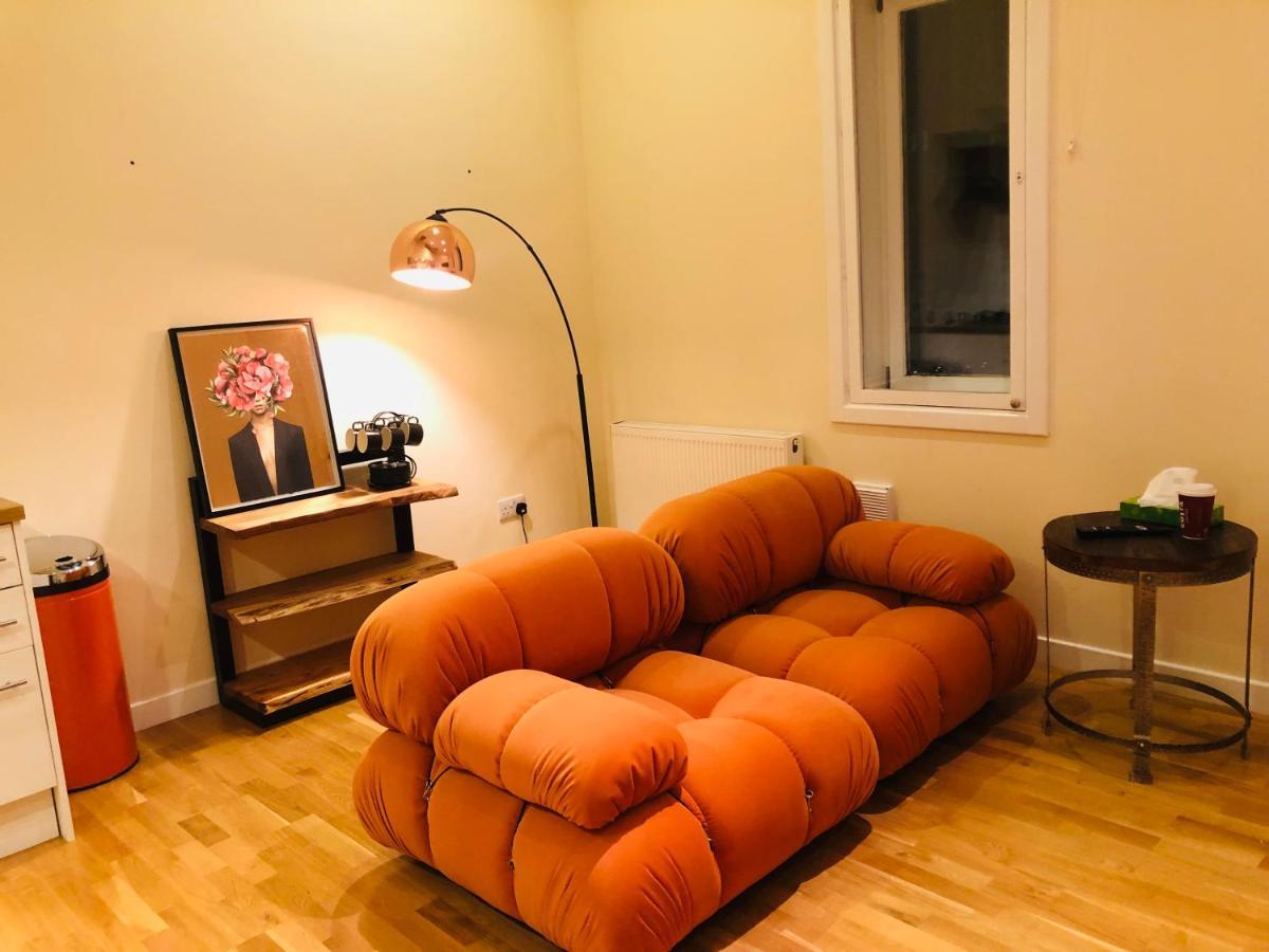 2 Bed 2 Bath With Private Parking Apartman EDI Kültér fotó