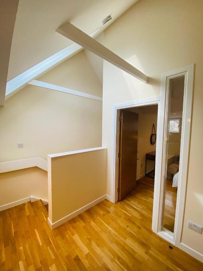 2 Bed 2 Bath With Private Parking Apartman EDI Kültér fotó